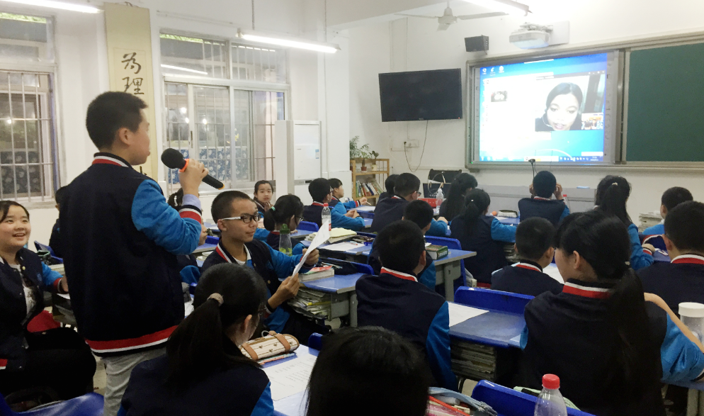 说客英语全国公益行:走进重庆复旦中学